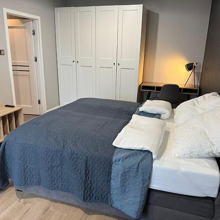 Noche Apartament Rondo Wiatraczna Varsovie Extérieur photo