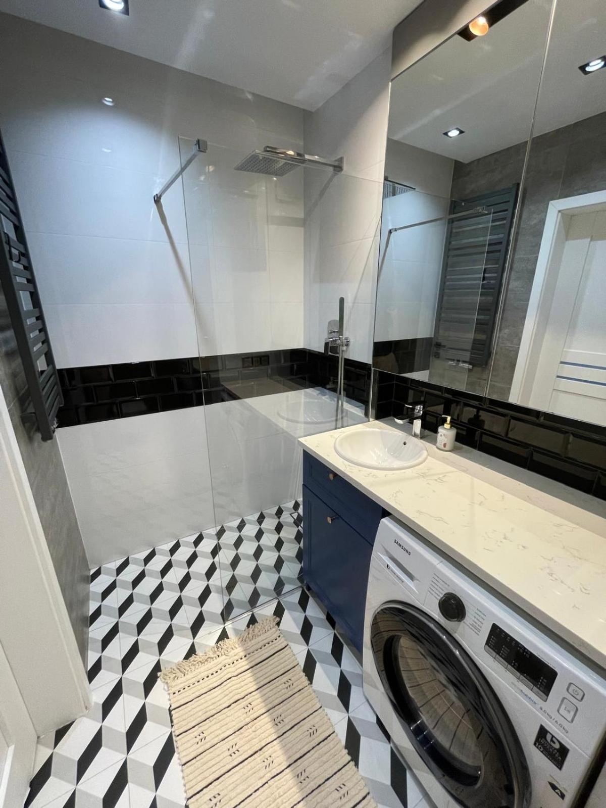 Noche Apartament Rondo Wiatraczna Varsovie Extérieur photo